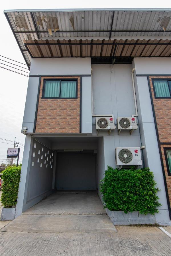 Matini Klong1 Hotel Rangsit Екстериор снимка