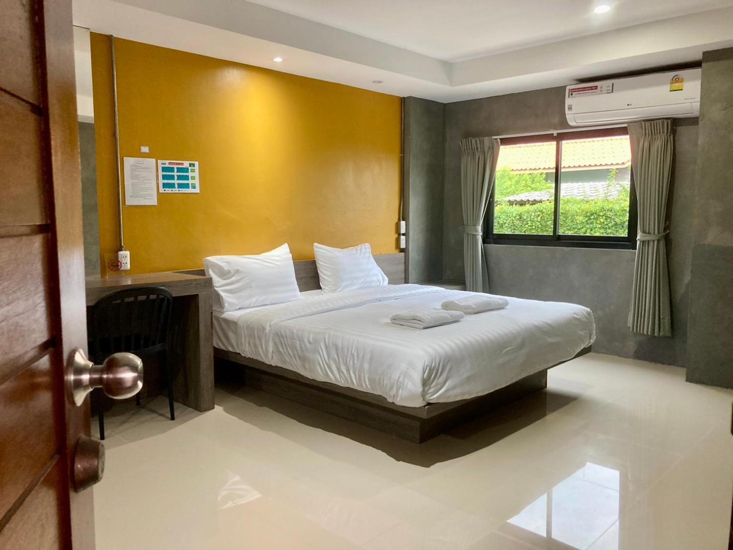 Matini Klong1 Hotel Rangsit Екстериор снимка